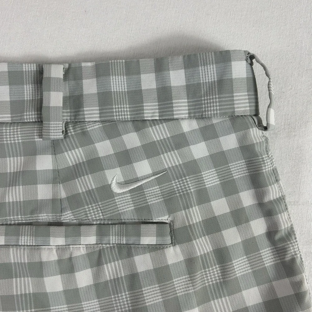 Nike Dri Fit Golf Shorts Flat Front Pockets Gray White‎ Plaid Gingham Mens 40